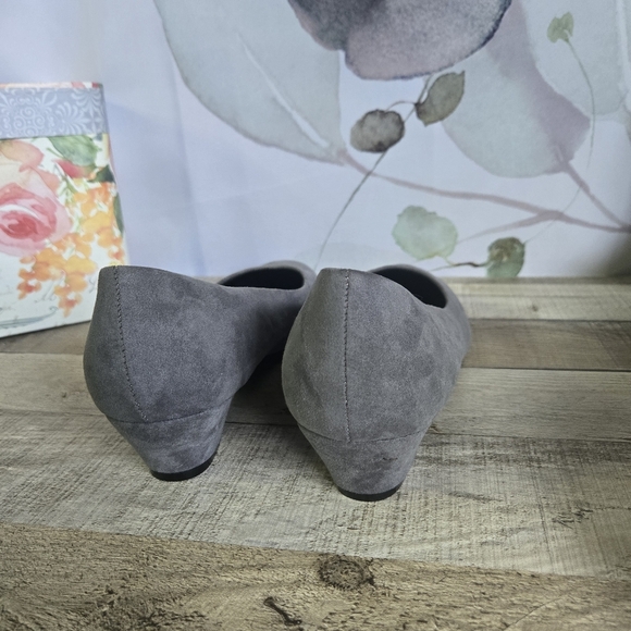 ANGEL STEPS | NWOT Set of 2 Short Heel Shoes in Gray & Tan sz 10M - Picture 6 of 11